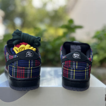 Nike Nardwuar SB Dunk Low Pro QS