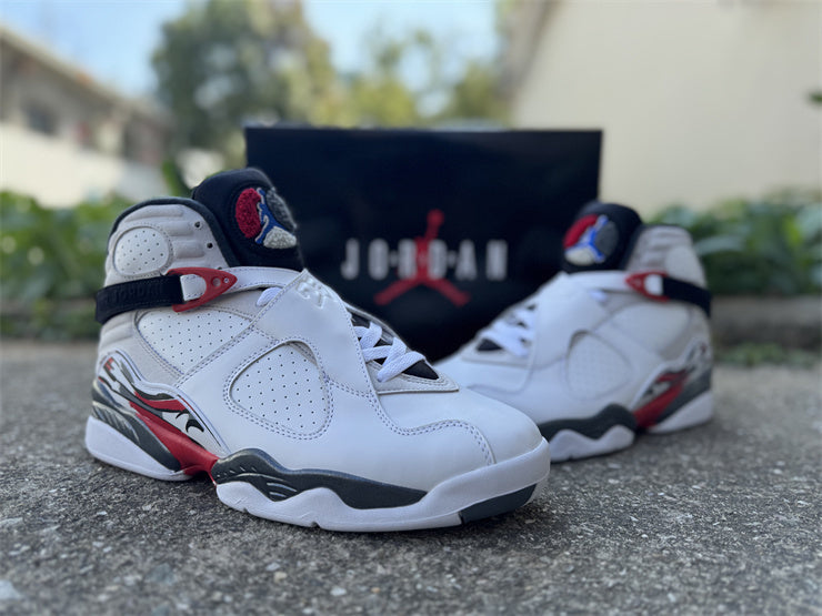 Air Jordan 8 Retro Bugs Bunny 2025