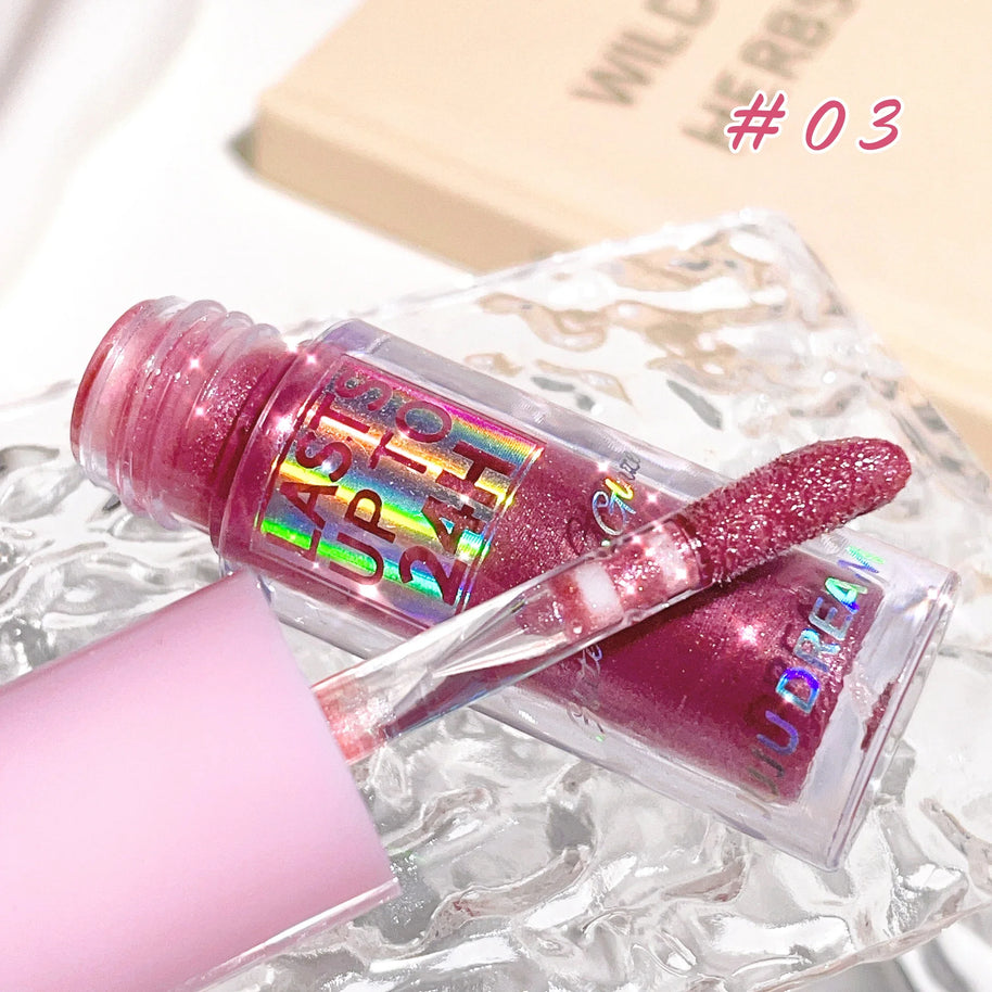 Long-Lasting Lip Gloss - Moisturizing, Lightweight & Sparkling Finish in Classic Red, Elegant Nude & Sweet Pink Shades