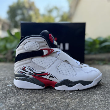 Air Jordan 8 Retro Bugs Bunny 2025