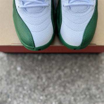 Air Jordan 12 Bucks