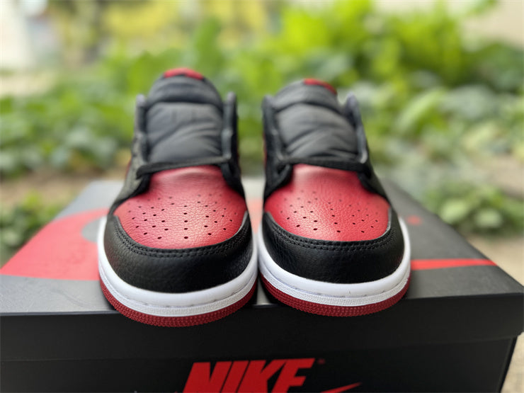 Air Jordan 1 Retro OG 