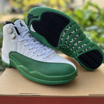 Air Jordan 12 Bucks
